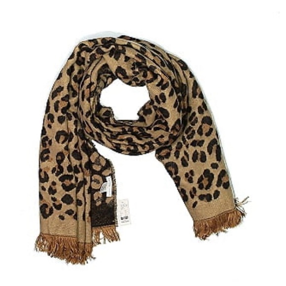 New York & Company Accessories - NY&CO leopard print oversized scarf with fringe.
